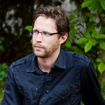 Daniel Bernhard